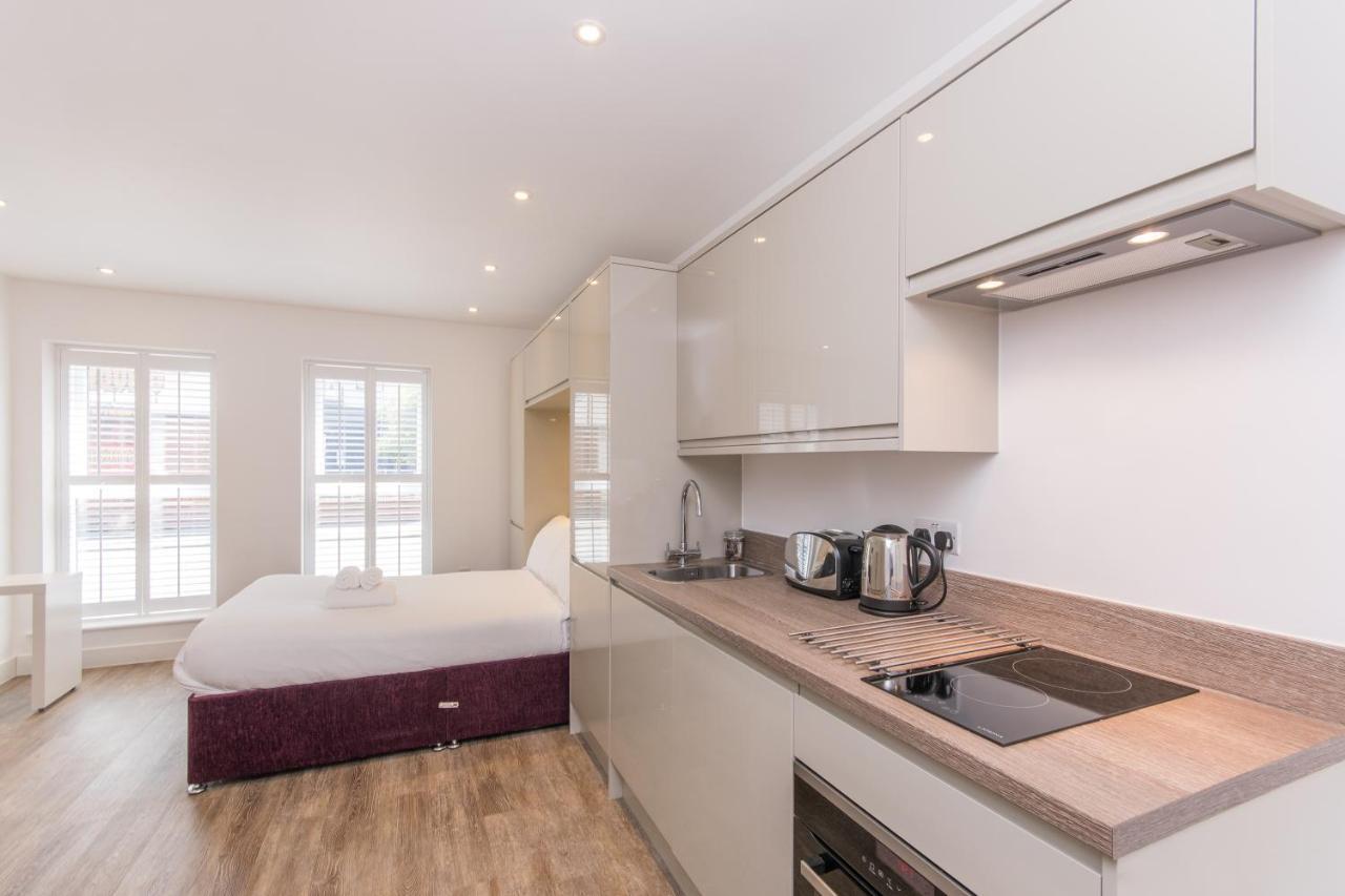 Town Or Country - Canute Studio Southampton Luaran gambar